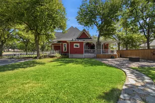 700 Cherry St, Graham, TX 76450 - Photo 37