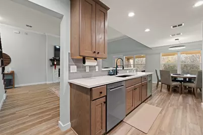3137 Shoreline Drive, Burleson, TX 76028 - Photo 15