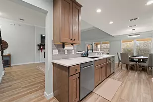3137 Shoreline Dr, Burleson, TX 76028 - Photo 15