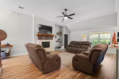 3137 Shoreline Drive, Burleson, TX 76028 - Photo 9