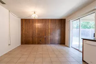 209 Pebblebrook St, Arlington, TX 76014 - Photo 13