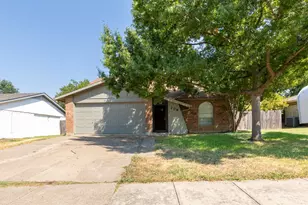 209 Pebblebrook St, Arlington, TX 76014 - Photo 1