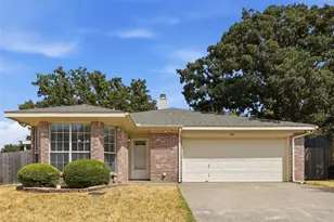 214 Merlin Dr, Weatherford, TX 76086 - Photo 1