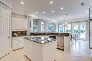 6800 Oak Hill Dr, Fort Worth, TX 76132 - Photo 13