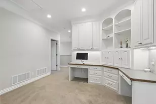 6800 Oak Hill Dr, Fort Worth, TX 76132 - Photo 31