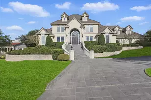 6800 Oak Hill Dr, Fort Worth, TX 76132 - Photo 1