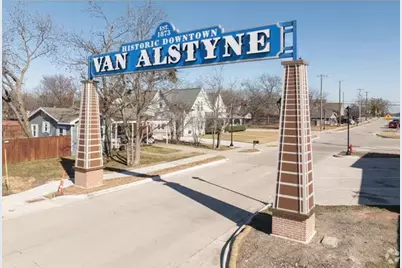 754 N Main Drive, Van Alstyne, TX 75495 - Photo 25