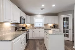 1842 Elmwood Dr, Abilene, TX 79605 - Photo 9