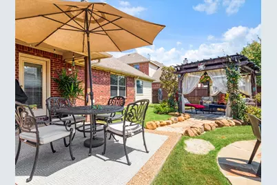 2703 Cove Drive, Grand Prairie, TX 75054 - Photo 25
