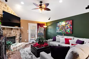 2703 Cove Dr, Grand Prairie, TX 75054 - Photo 13