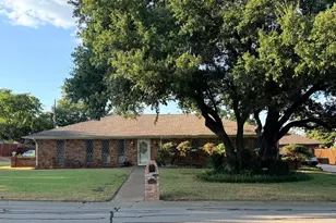 141 Villa Park Dr, Highland Village, TX 75077 - Photo 1