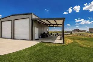 198 Spanish Moss Trl, Rhome, TX 76078 - Photo 5