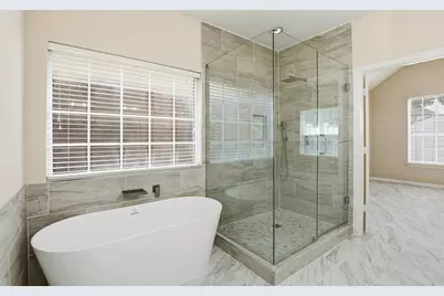 1956 N Port Court, Grapevine, TX 76051 - Photo 21