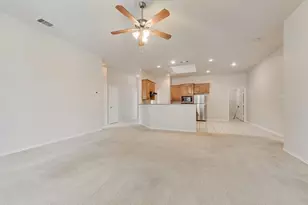 1113 Noblewood Dr, Glenn Heights, TX 75154 - Photo 9