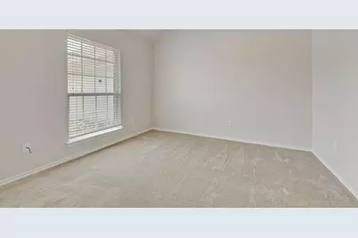 1113 Noblewood Drive, Glenn Heights, TX 75154 - Photo 5