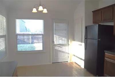 145 Meadow Crest Drive, Princeton, TX 75407 - Photo 7