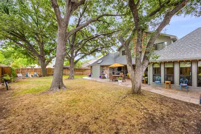 1121 Derbyshire Place, Carrollton, TX 75007 - Photo 39