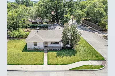 5761 Tracyne Drive, Westworth Village, TX 76114 - Photo 1