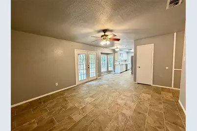 1729 W Doyle Street, Granbury, TX 76048 - Photo 7