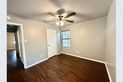 1729 W Doyle Street, Granbury, TX 76048 - Photo 23