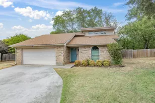 1701 Queen St, Fort Worth, TX 76103 - Photo 1
