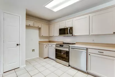 1025 Jessica Drive, Burleson, TX 76028 - Photo 11