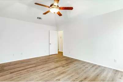 1025 Jessica Drive, Burleson, TX 76028 - Photo 15