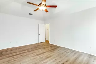 1025 Jessica Dr, Burleson, TX 76028 - Photo 15