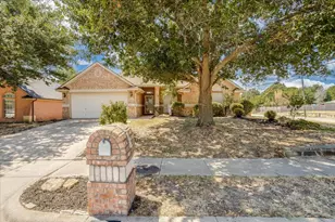 1025 Jessica Dr, Burleson, TX 76028 - Photo 1