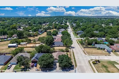 1025 Jessica Drive, Burleson, TX 76028 - Photo 31
