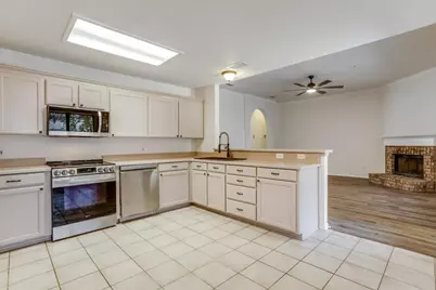 1025 Jessica Drive, Burleson, TX 76028 - Photo 9