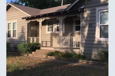 1000 Stuart, Denton, TX 76209 - Photo 1