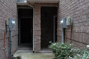 244 Turnberry Ln, Lewisville, TX 75067 - Photo 3