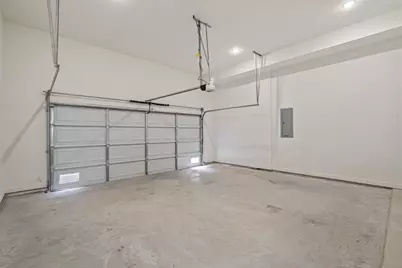 2725 Azalea Park Circle, Fort Worth, TX 76107 - Photo 5