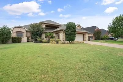 2509 Thoroughbred Lane, Mansfield, TX 76063 - Photo 3