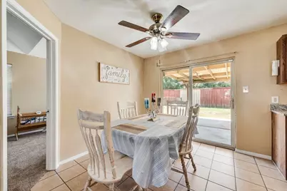 2617 Winslow Drive, Grand Prairie, TX 75052 - Photo 7