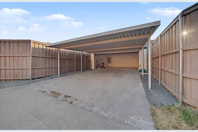 16212 Spring Creek Road, Dallas, TX 75248 - Photo 37