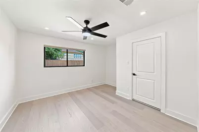 16212 Spring Creek Road, Dallas, TX 75248 - Photo 25