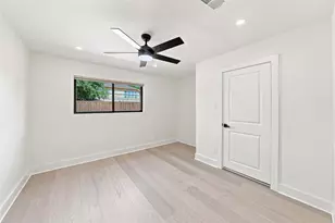 16212 Spring Creek Rd, Dallas, TX 75248 - Photo 25