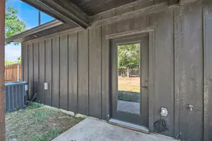 928 Country Club Rd, Cleburne, TX 76033 - Photo 31