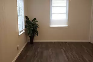 4256 Standish Rd, Fort Worth, TX 76133 - Photo 5