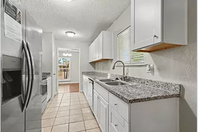 8810 Miami Drive, Rowlett, TX 75088 - Photo 7