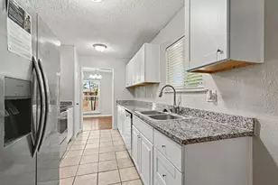 8810 Miami Dr, Rowlett, TX 75088 - Photo 7