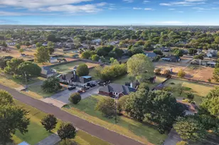 317 Anita Ln, Waxahachie, TX 75165 - Photo 3