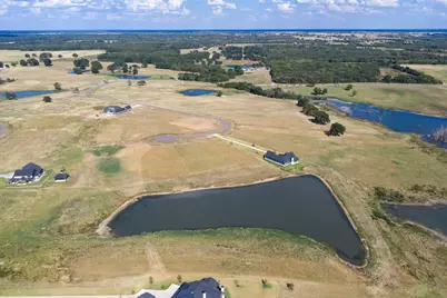 425 Sailview Court, Honey Grove, TX 75446 - Photo 11