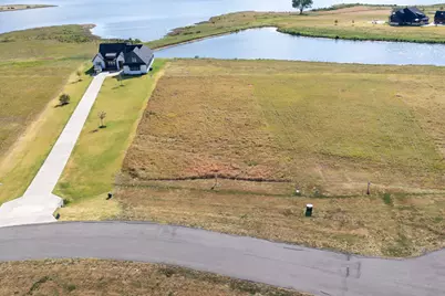 425 Sailview Court, Honey Grove, TX 75446 - Photo 27