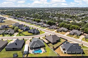 804 Gallant Fox, Hewitt, TX 76643 - Photo 35