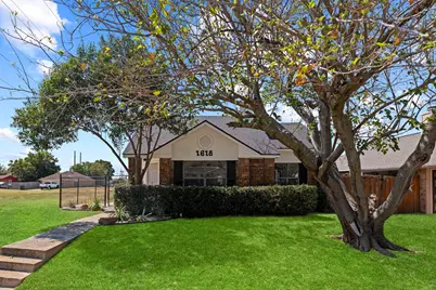 1618 Windmill Lane, Mesquite, TX 75149 - Photo 1