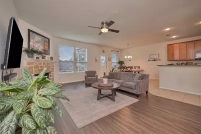 8105 Kurgan Trail, Fort Worth, TX 76131 - Photo 7