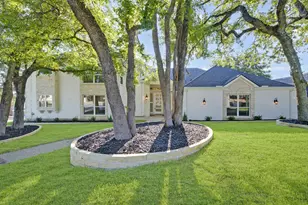 801 High Woods Trail, Fort Worth, TX 76112 - Photo 3